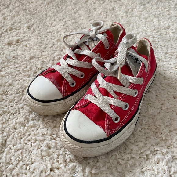 Converse Shoes - Red kids converse low-top